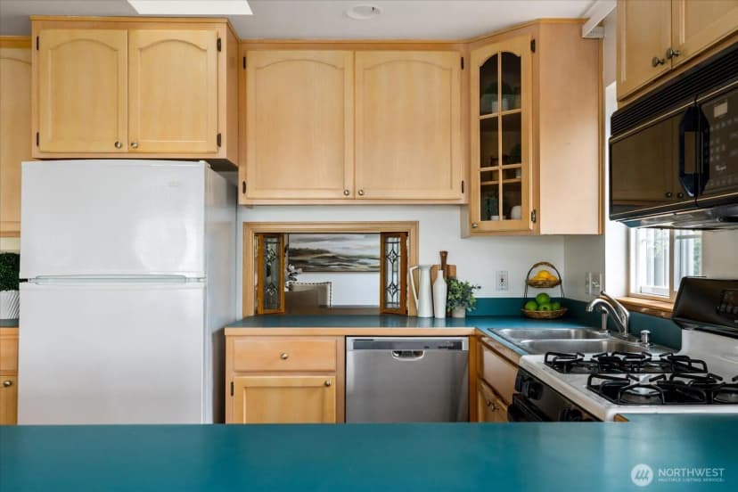 Property photo for 854 Blue Spruce Place, Oak Harbor photo 15