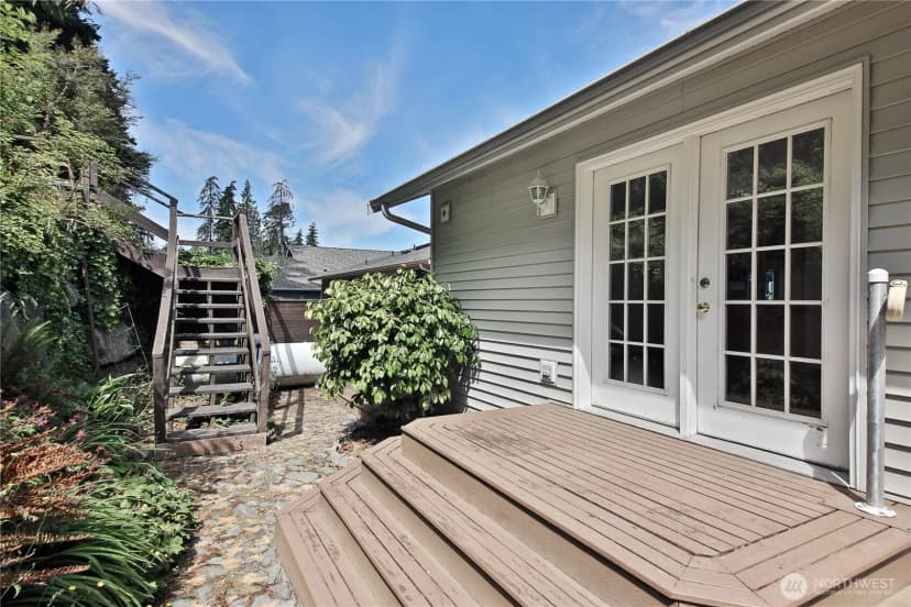Property photo for 854 Blue Spruce Place, Oak Harbor photo 33
