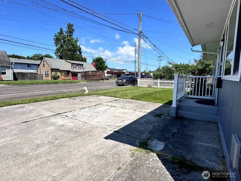 Property photo for 2036 30th Avenue, Longview photo 4