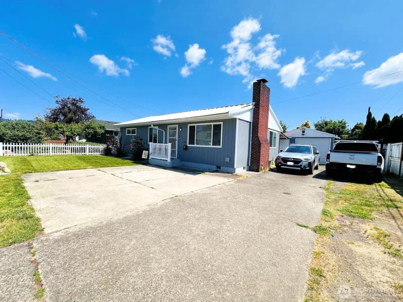 Property photo for 2036 30th Avenue, Longview photo 32