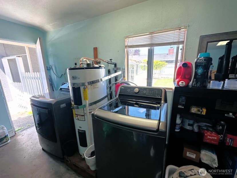 Property photo for 2036 30th Avenue, Longview photo 31