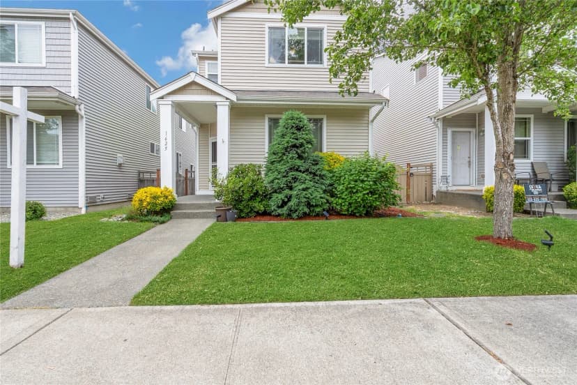 Property photo for 1625 181st Street E, Spanaway
