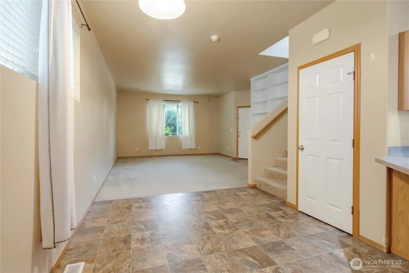 Property photo for 1625 181st Street E, Spanaway photo 8