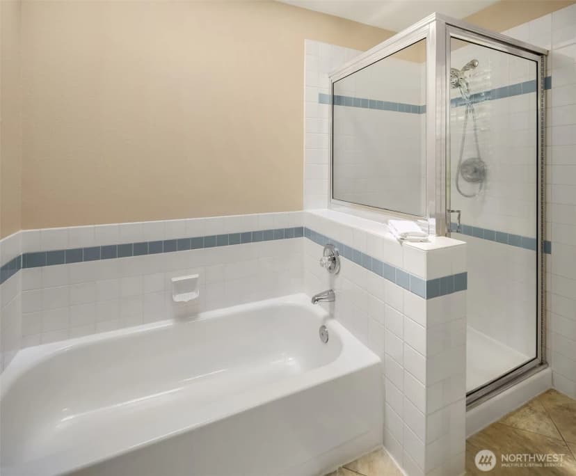 Property photo for 600 213th Street Sw, Bothell photo 30