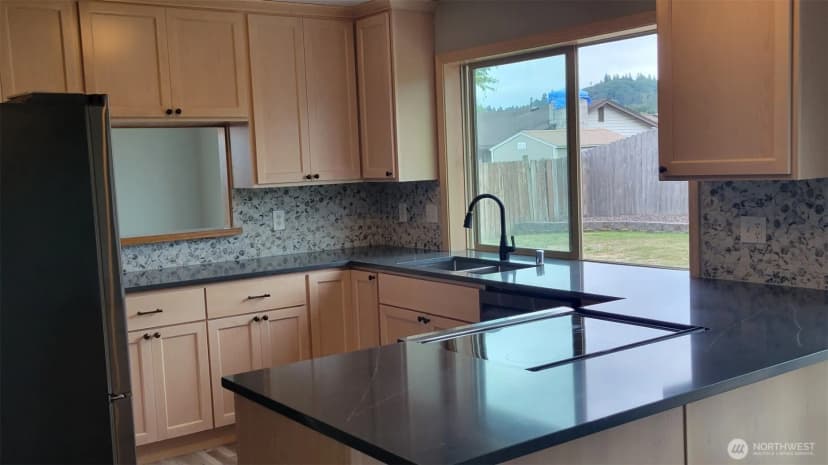 Property photo for 215 Sparks Drive, Kelso photo 6