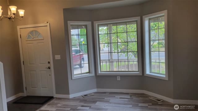 Property photo for 215 Sparks Drive, Kelso photo 3