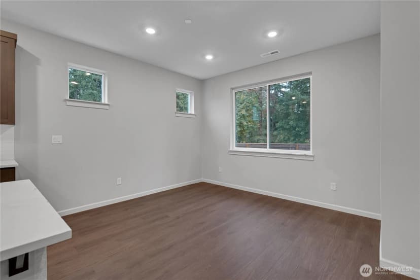 Property photo for 2605 S 7th Way, Ridgefield photo 13