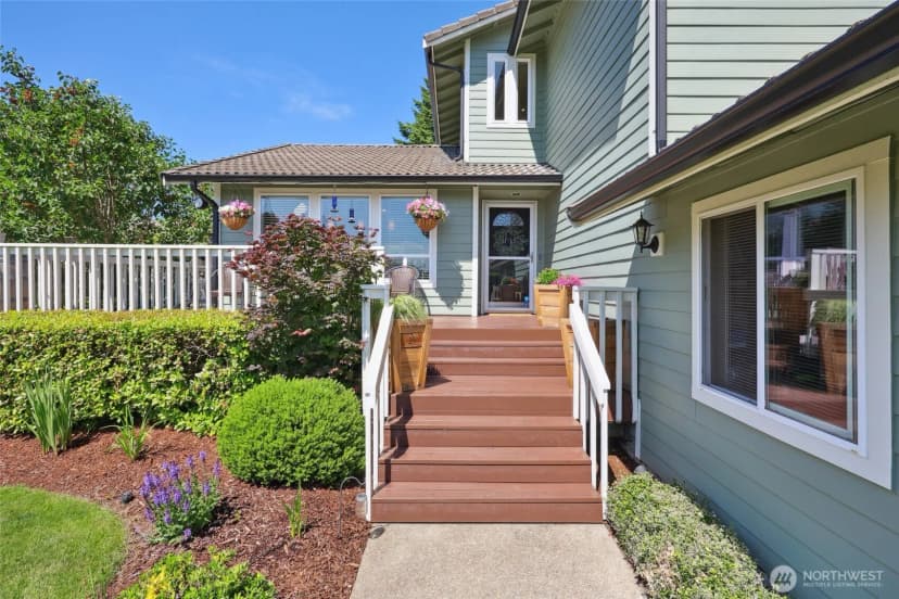 Property photo for 1910 Lenox Court Nw, Olympia photo 6