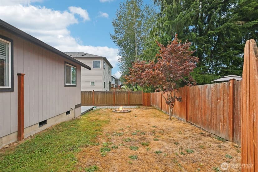 Property photo for 10402 56th Drive Ne, Marysville photo 28