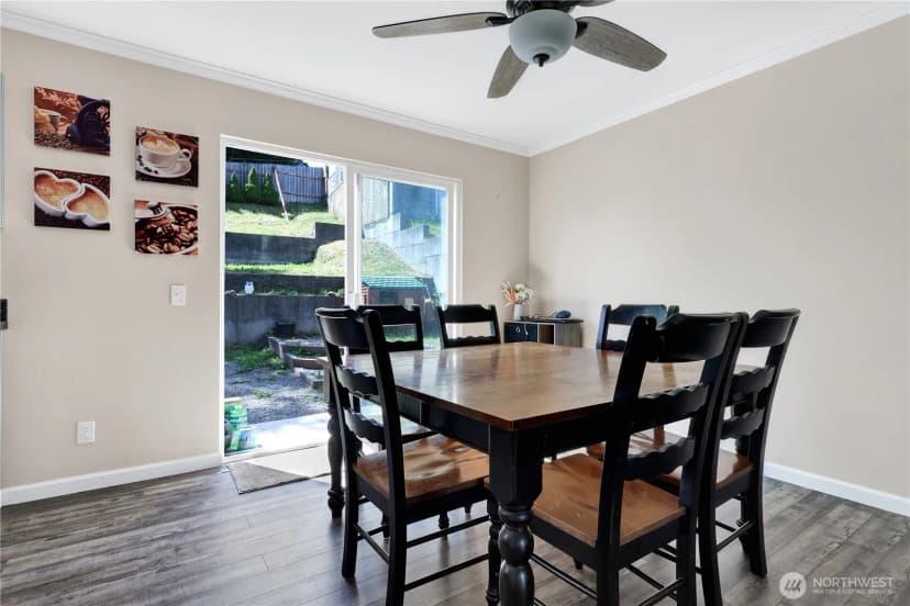 Property photo for 918 Cleveland Avenue, Snohomish photo 6