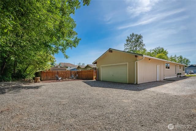 Property photo for 8380 Grouse Crescent Drive, Blaine photo 2