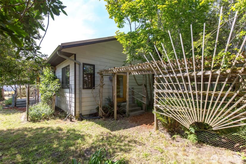 Property photo for 353 Ridge View Drive, Sequim photo 11