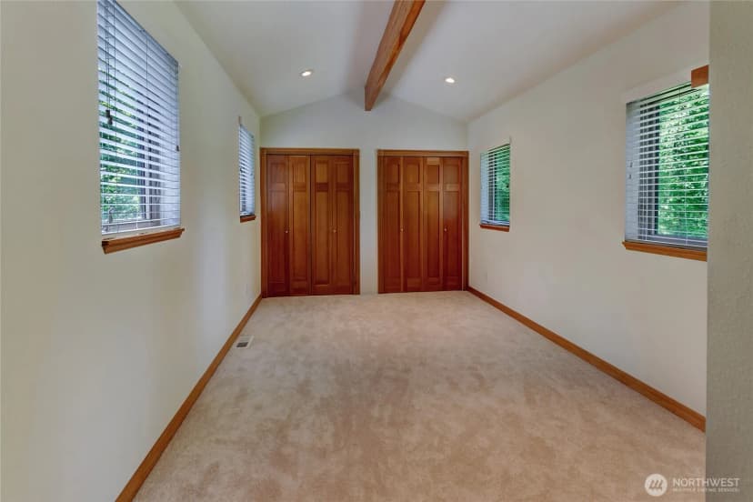 Property photo for 31520 94th Avenue E, Eatonville photo 18