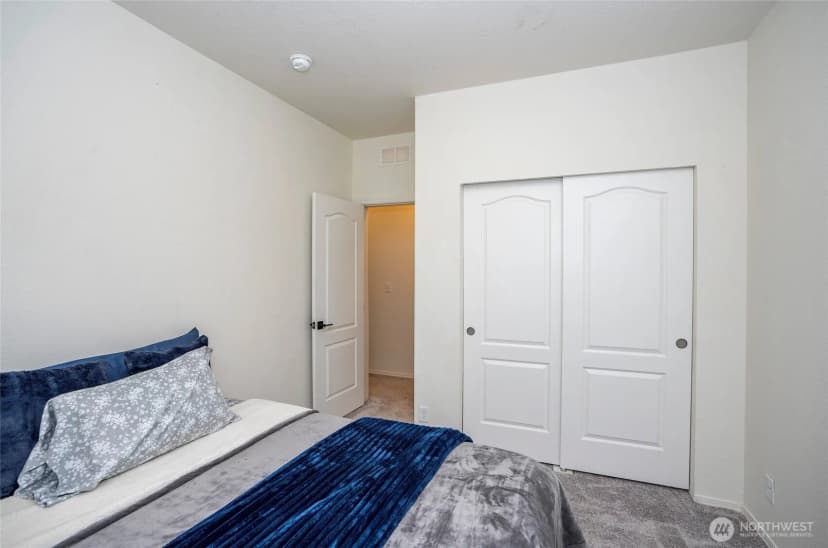 Property photo for 170 E Soundview Drive E, Shelton photo 19