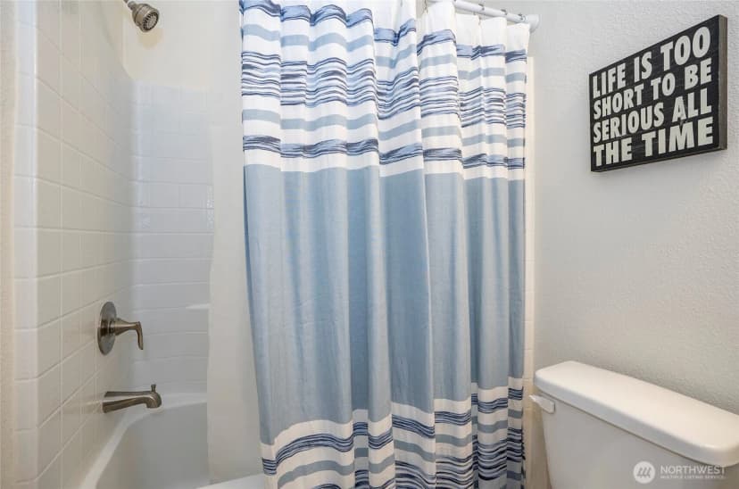 Property photo for 170 E Soundview Drive E, Shelton photo 21