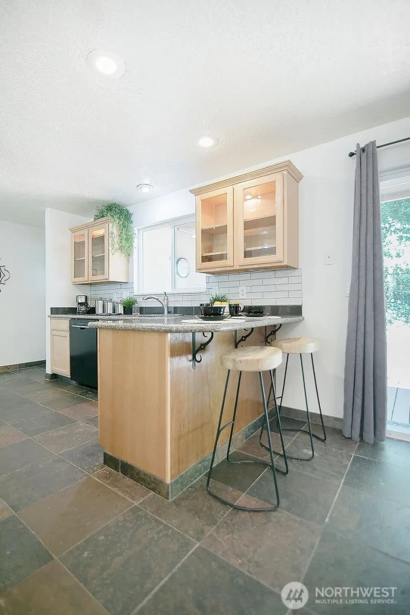 Property photo for 246 Laverne Drive, Kalama photo 9