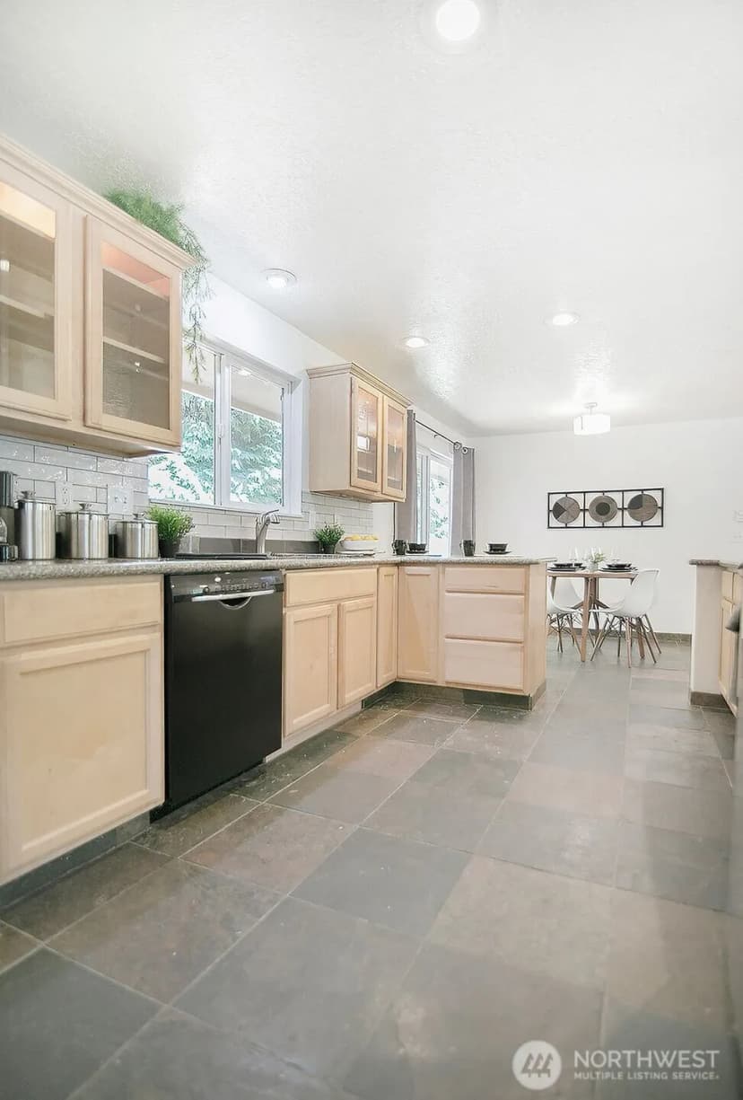 Property photo for 246 Laverne Drive, Kalama photo 11