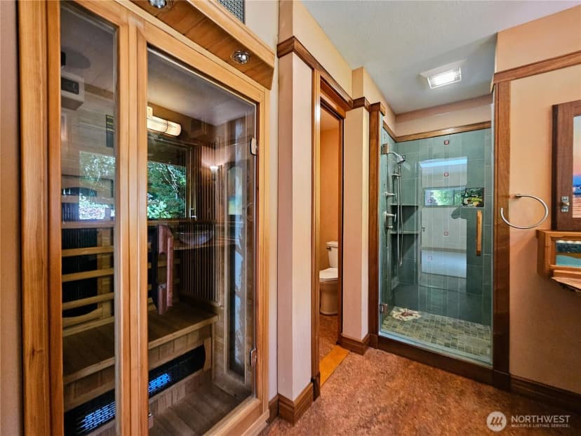 Property photo for 9813 36th Street E, Edgewood photo 11