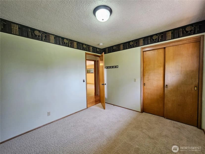 Property photo for 9813 36th Street E, Edgewood photo 12