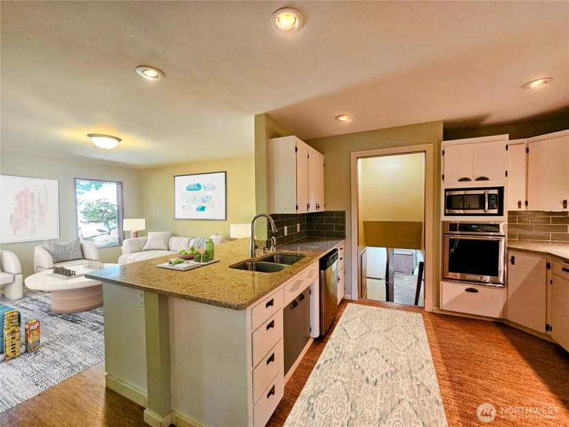 Property photo for 9813 36th Street E, Edgewood photo 5