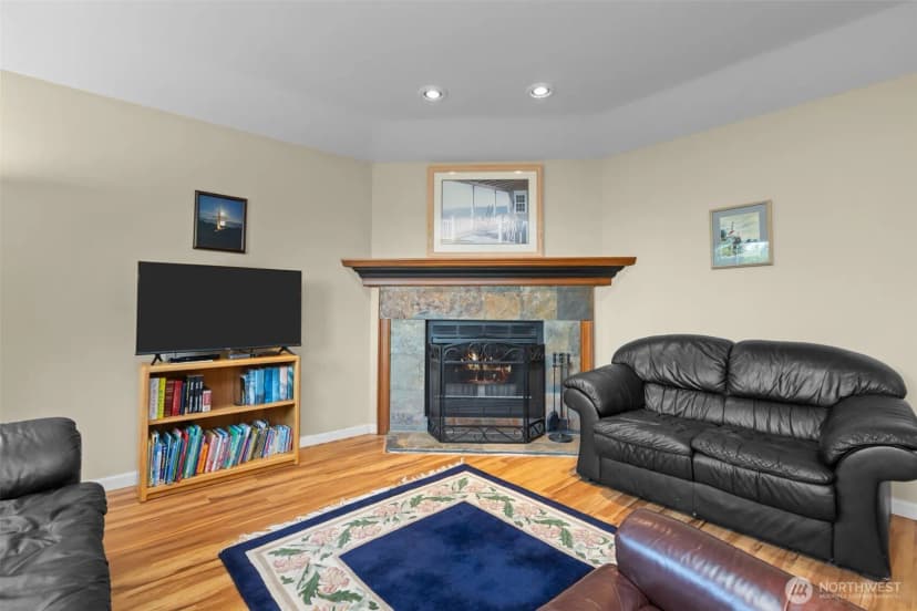 Property photo for 4801 Nw El Camino Boulevard, Bremerton photo 3