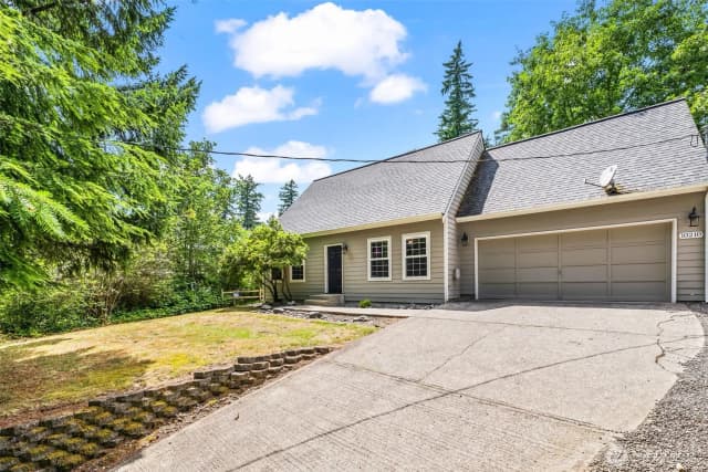 Property photo for 10210 Minterwood Dr Nw, Gig Harbor photo 2