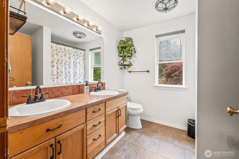 Property photo for 10210 Minterwood Dr Nw, Gig Harbor photo 14