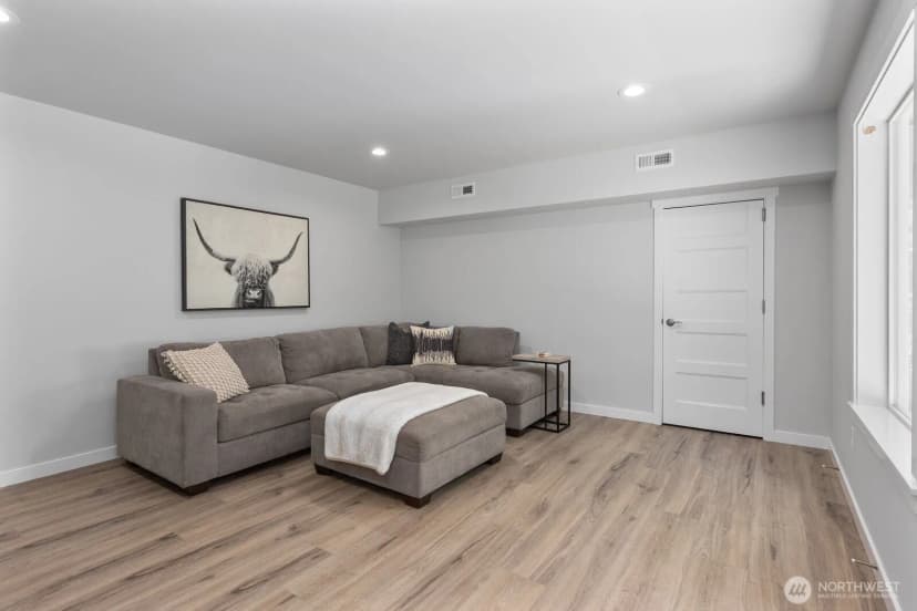 Property photo for 18207 Majestic Ridge Lane, Mount Vernon photo 12