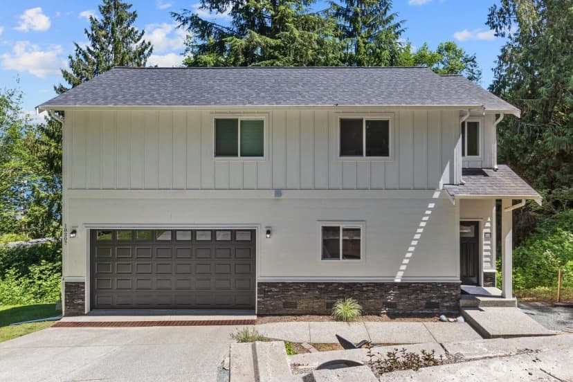 Property photo for 18207 Majestic Ridge Lane, Mount Vernon