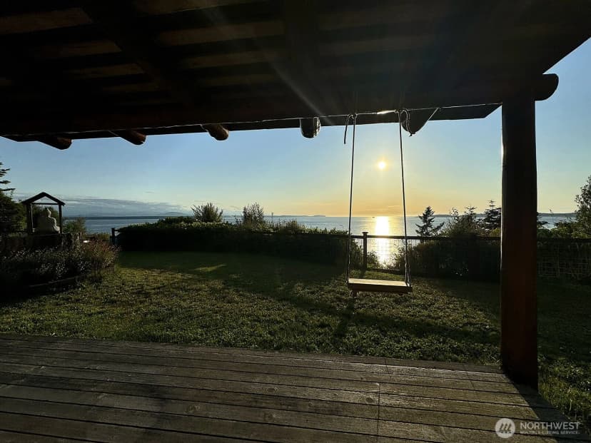 Property photo for 320 Mitchell Drive, Coupeville photo 9