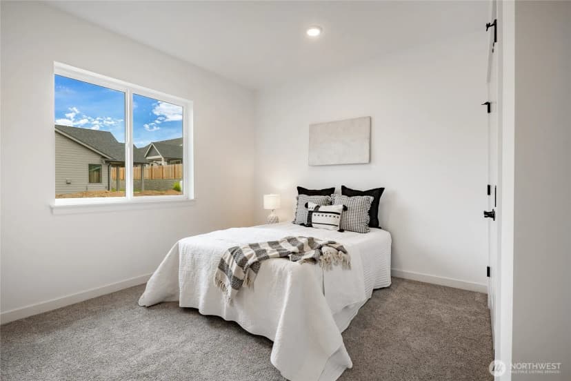 Property photo for 2823 Oleander Lane, Blaine photo 8