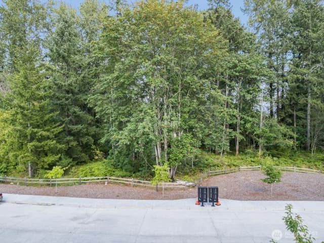 Property photo for 16820 127th Avenue Ct E, Puyallup photo 5
