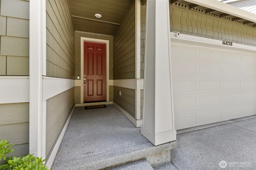Property photo for 16820 127th Avenue Ct E, Puyallup photo 4