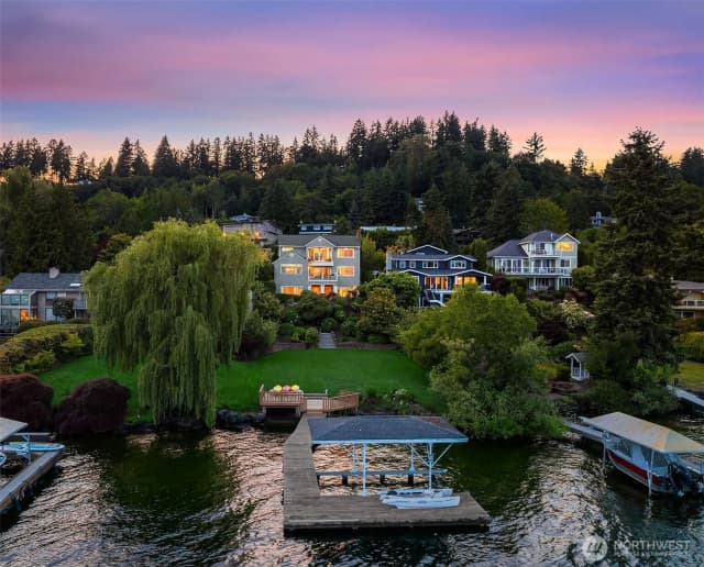 Property photo for 8260 Avalon Drive, Mercer Island