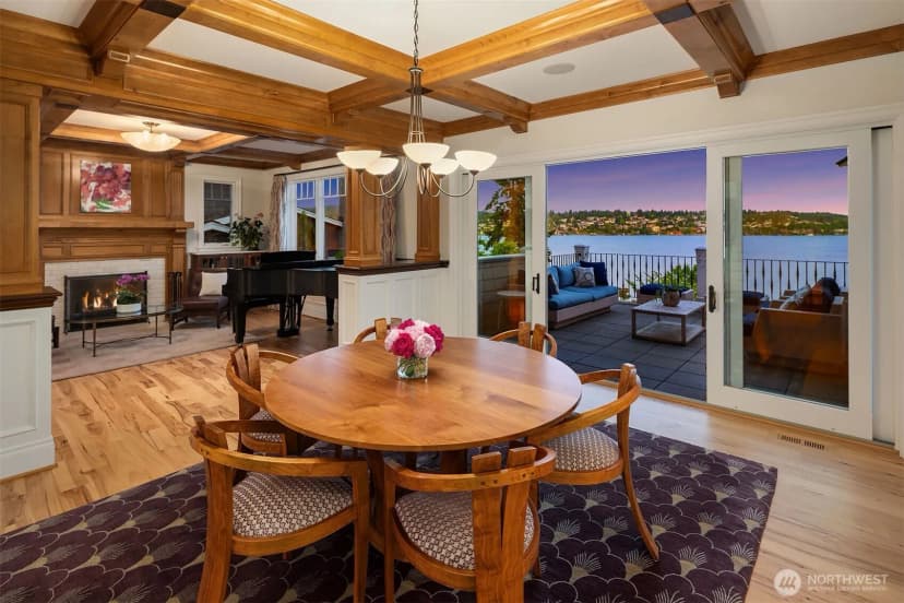 Property photo for 8260 Avalon Drive, Mercer Island photo 6