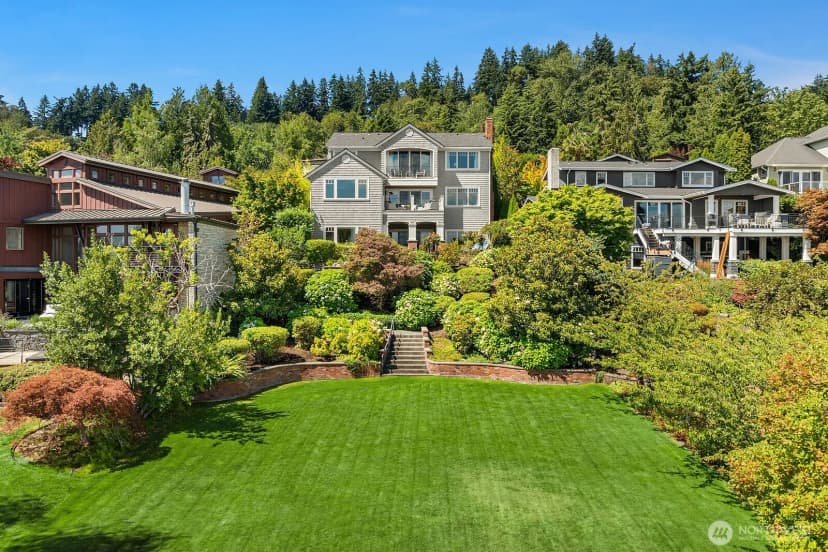 Property photo for 8260 Avalon Drive, Mercer Island photo 35