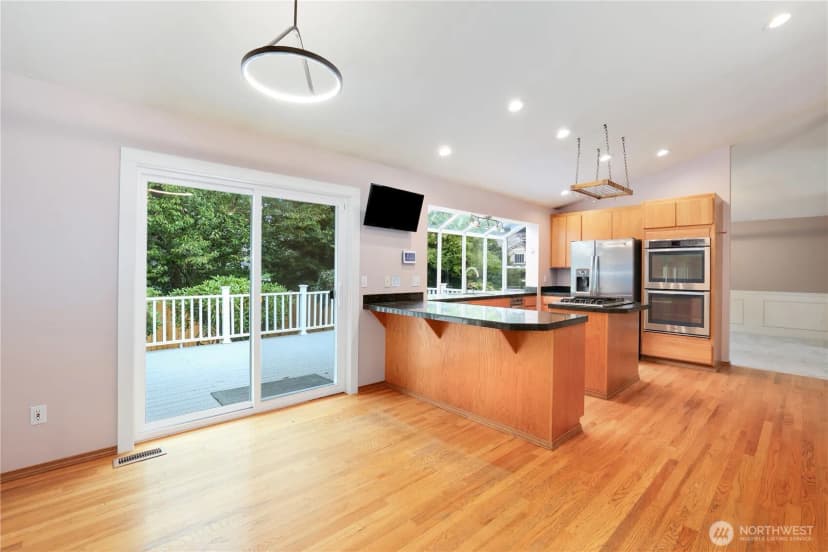 Property photo for 1612 Sw 304th Street, Federal Way photo 10