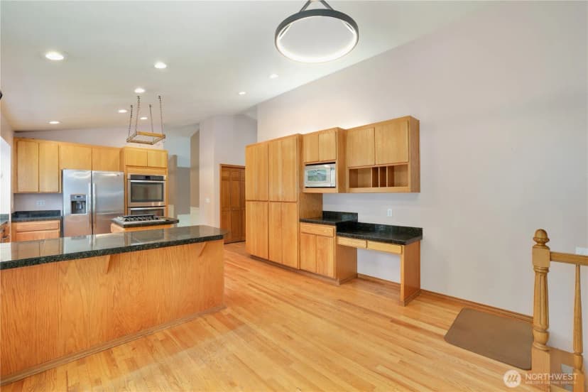 Property photo for 1612 Sw 304th Street, Federal Way photo 12