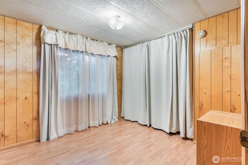 Property photo for 18330 Jim Creek Road, Arlington photo 17