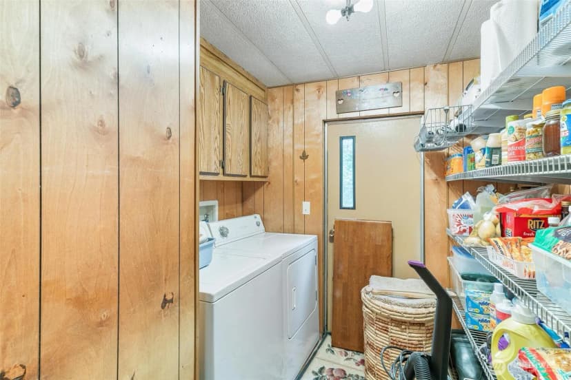 Property photo for 18330 Jim Creek Road, Arlington photo 16