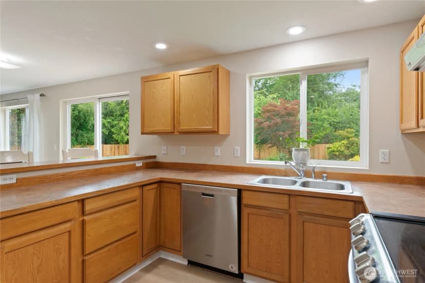 Property photo for 2222 Tom Evans Road Ne, Olympia photo 13