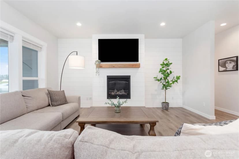 Property photo for 1500 Bowfin Court, Lynden photo 10