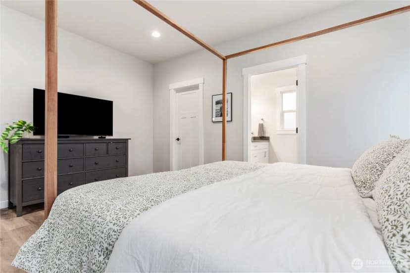 Property photo for 1500 Bowfin Court, Lynden photo 26