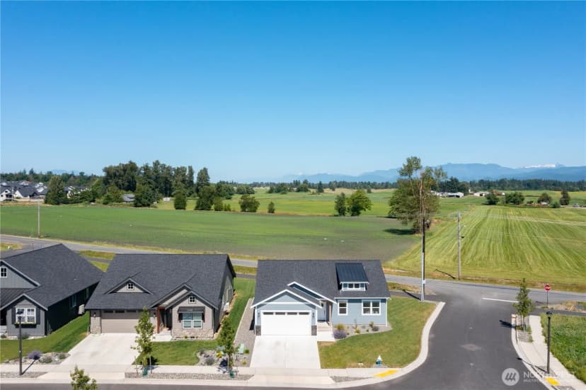 Property photo for 1500 Bowfin Court, Lynden photo 35