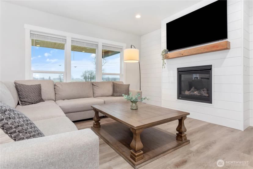 Property photo for 1500 Bowfin Court, Lynden photo 7