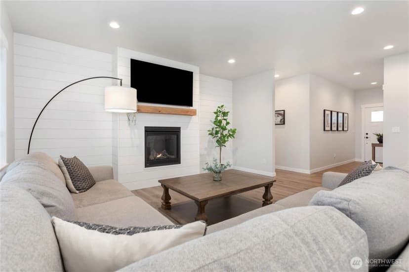 Property photo for 1500 Bowfin Court, Lynden photo 9