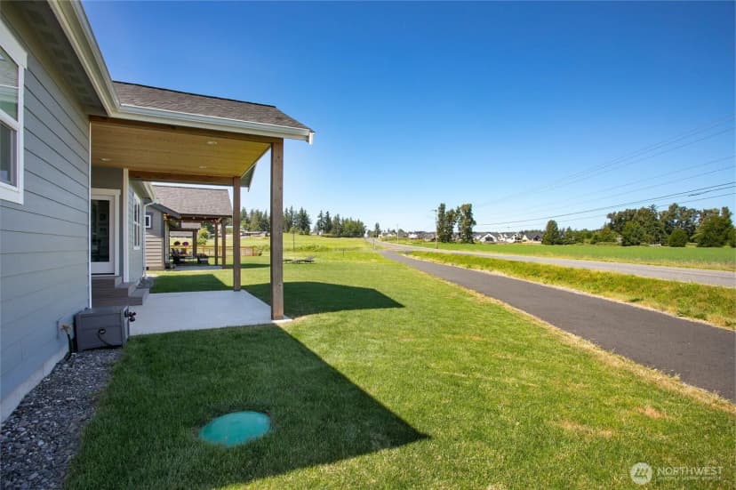 Property photo for 1500 Bowfin Court, Lynden photo 32