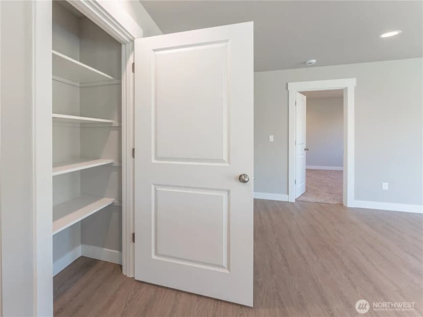 Property photo for 22 Salmon Drive, Wenatchee photo 8