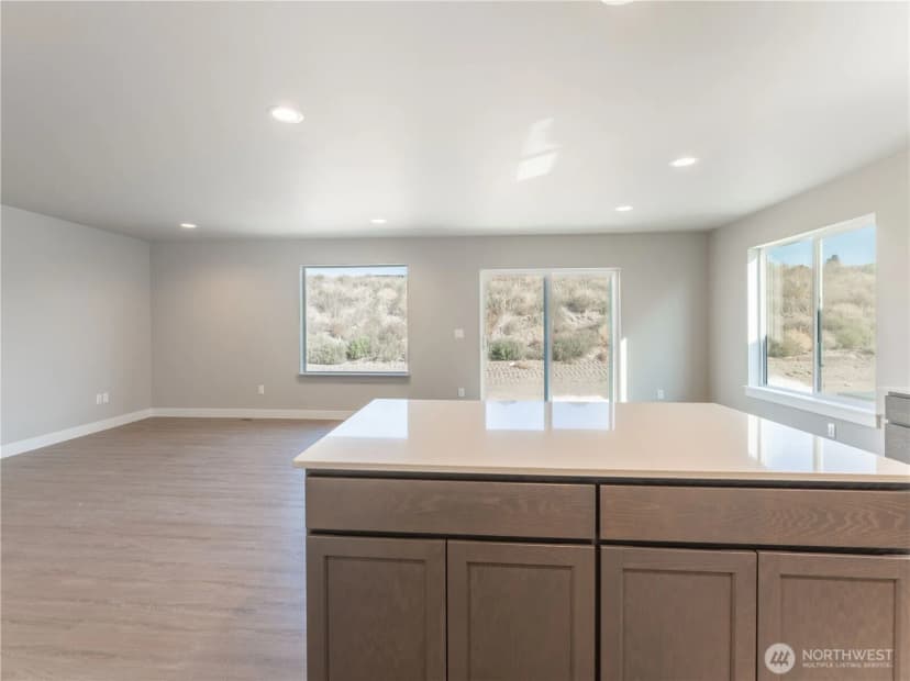 Property photo for 22 Salmon Drive, Wenatchee photo 10