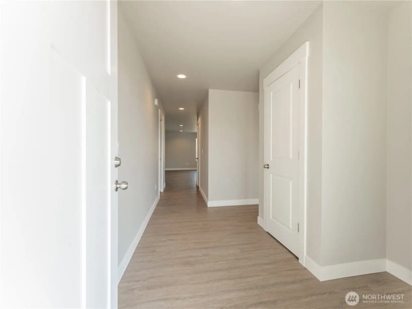 Property photo for 22 Salmon Drive, Wenatchee photo 4